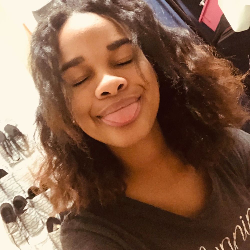 Meet your Posher, Alis